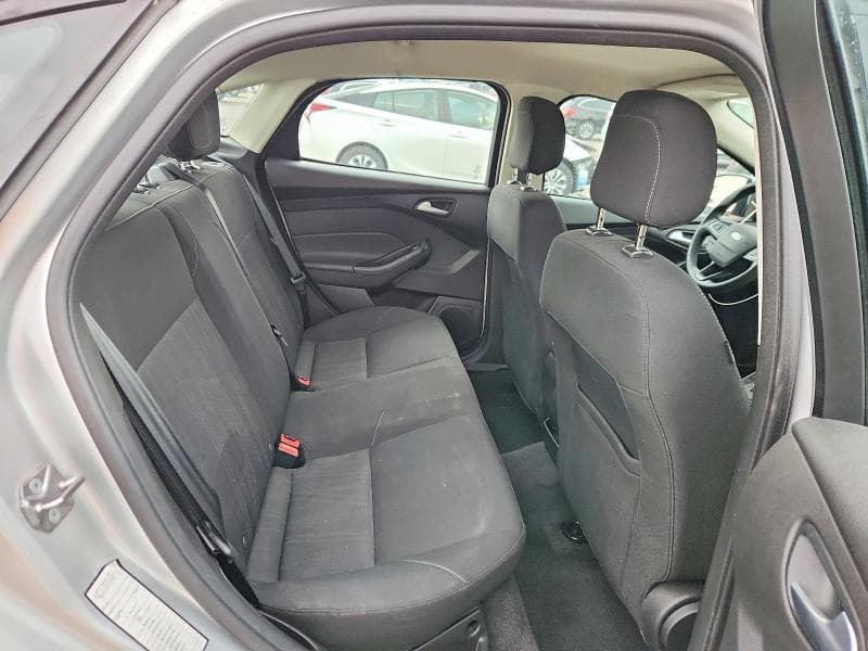 2018 FORD FOCUS SE 10
