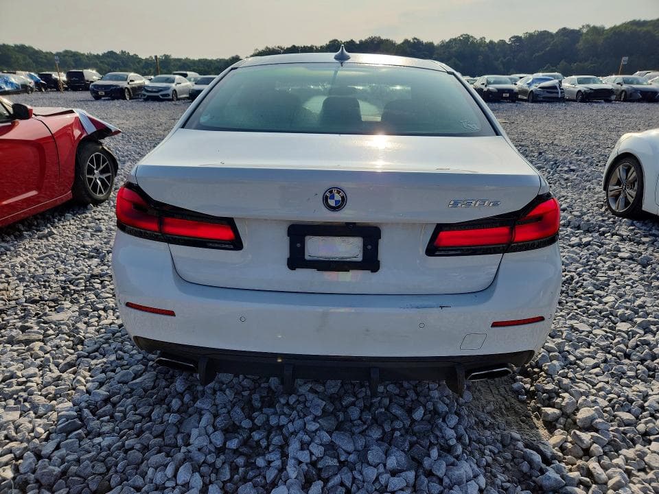 2023 BMW 530E 6