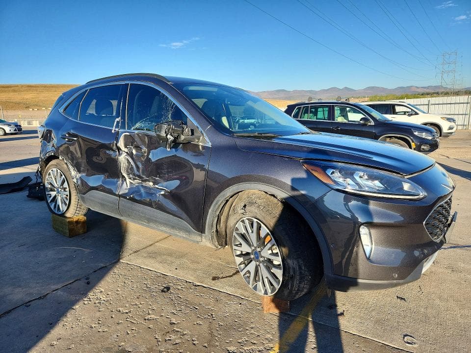 2020 FORD ESCAPE TITANIUM 4
