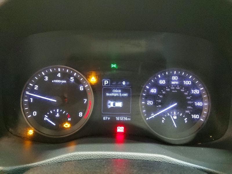 2018 HYUNDAI TUCSON SE 9