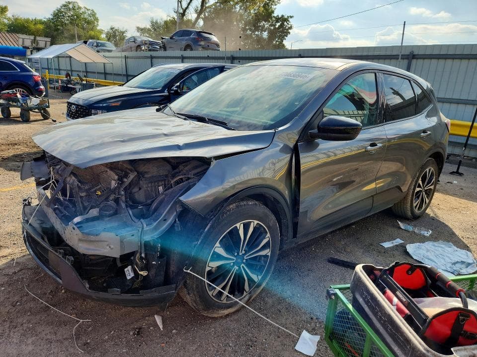2022 FORD ESCAPE SE - 1