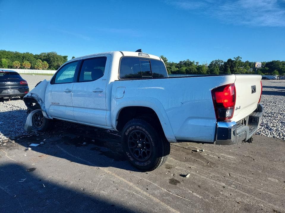 2021 TOYOTA TACOMA SR5 V6 2