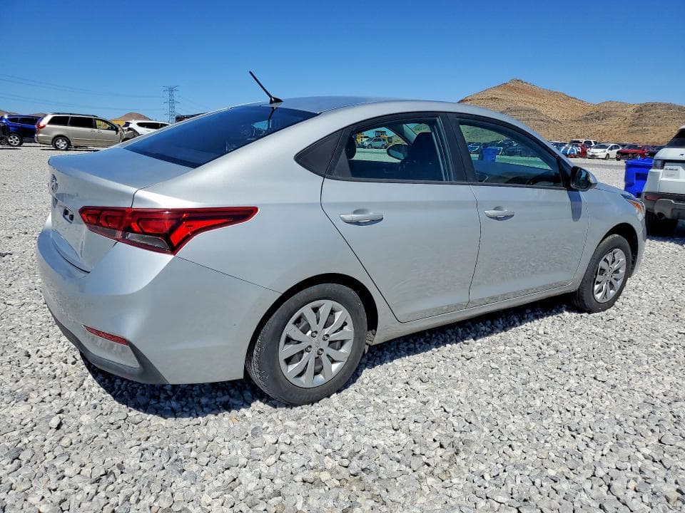 2021 HYUNDAI ACCENT SE 3