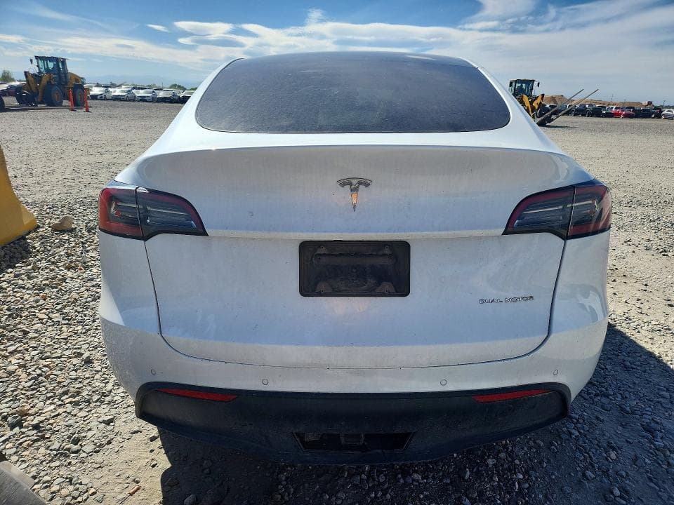 2022 TESLA MODEL Y 6