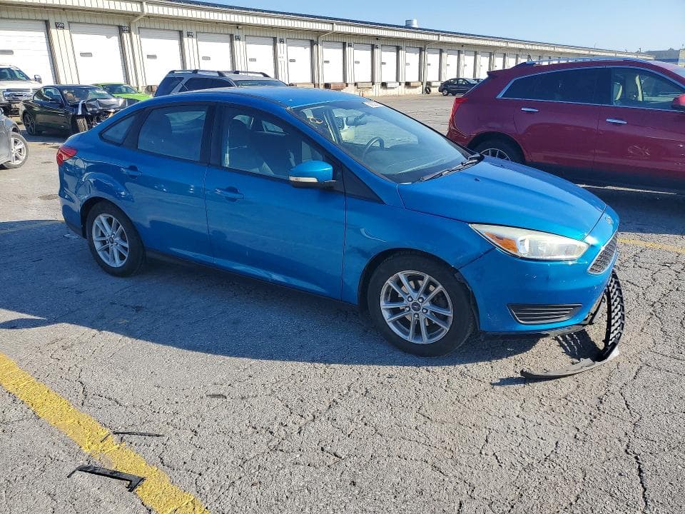 2017 FORD FOCUS SE 4