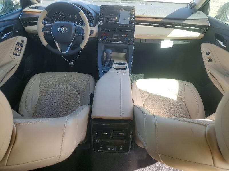 2019 TOYOTA AVALON LIMITED 8