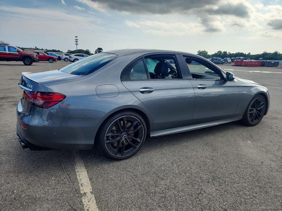 2023 MERCEDES-BENZ E AMG 53 4MATIC 3