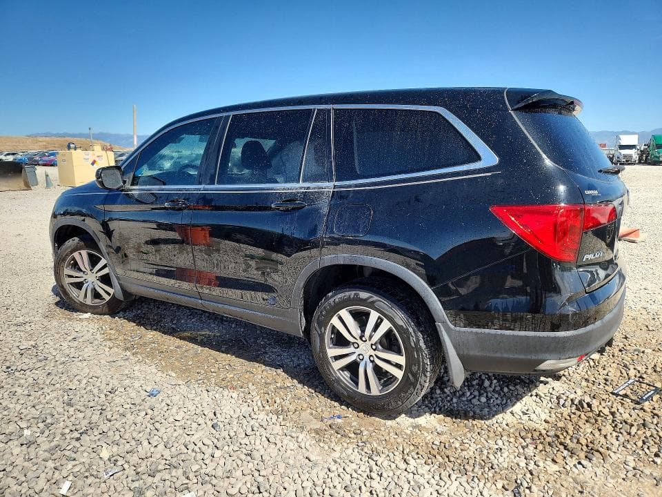 2017 HONDA PILOT EX 2
