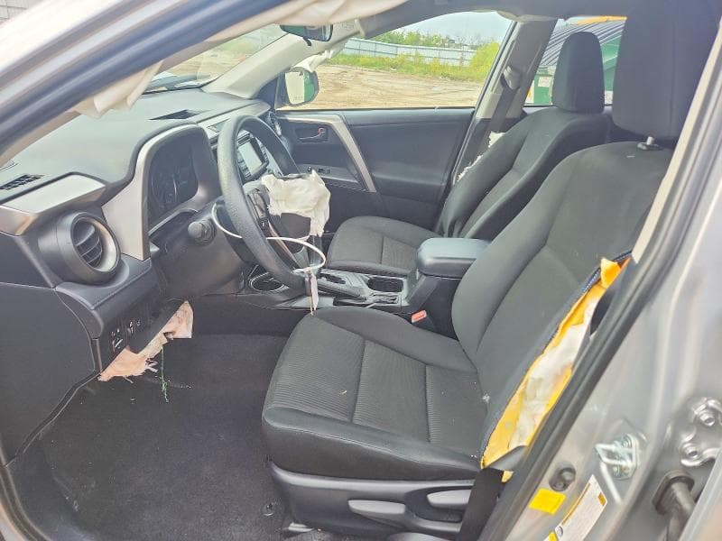 2018 TOYOTA RAV4 LE 7