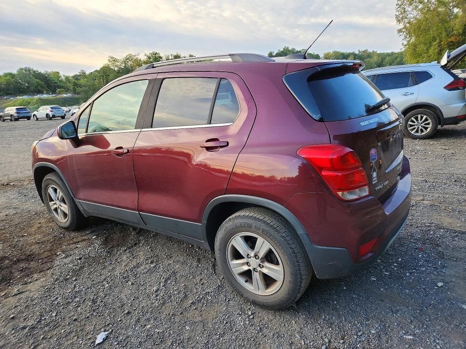 2017 CHEVROLET TRAX 1LT 2