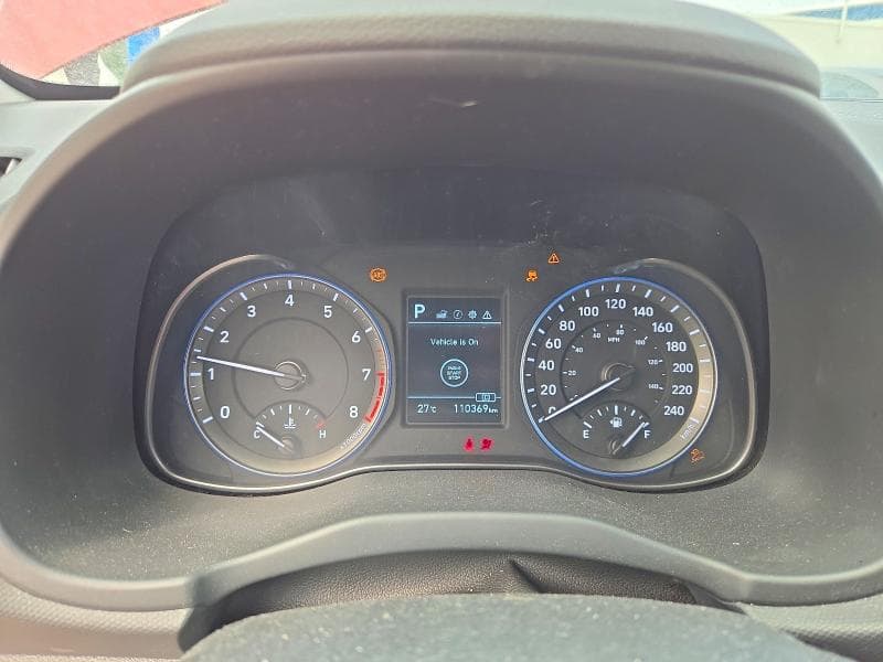 2021 HYUNDAI KONA SEL 9