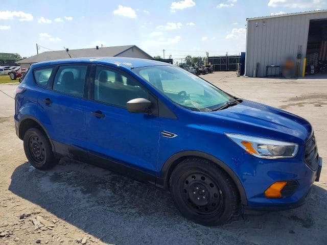 2017 FORD ESCAPE S 4