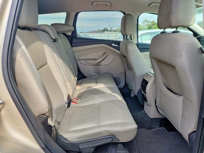 2017 FORD ESCAPE SE 11