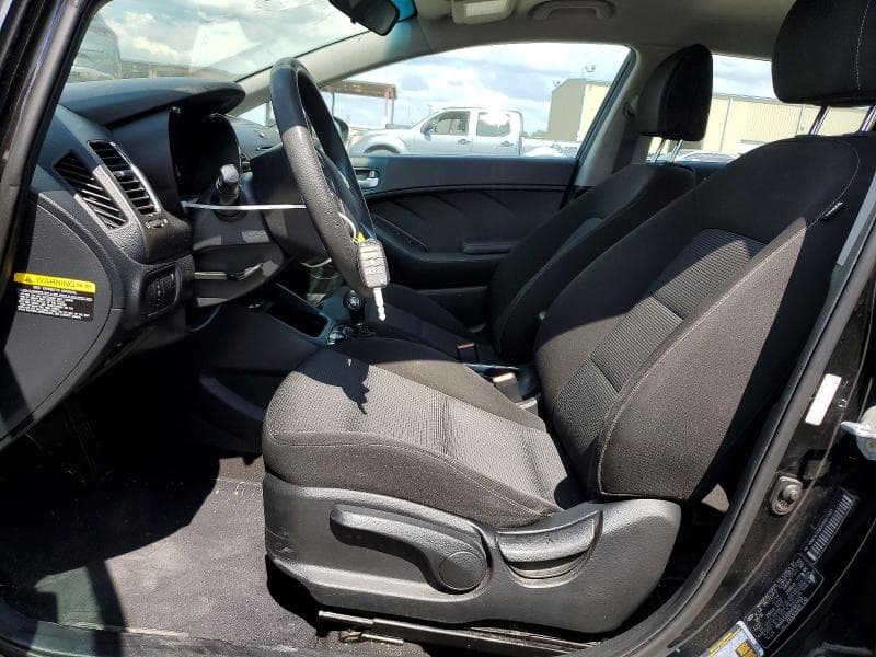 2017 KIA FORTE5 LX 7