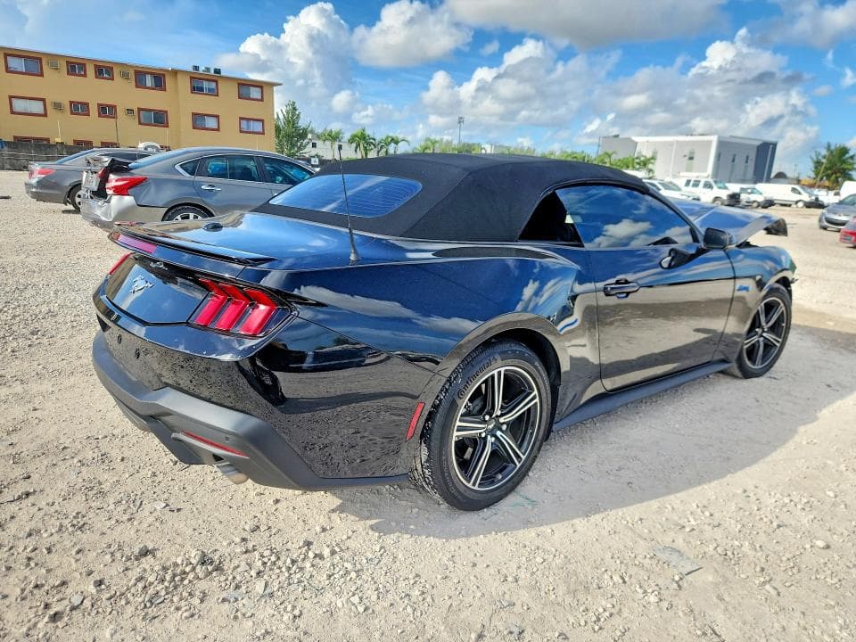 2025 FORD MUSTANG 3