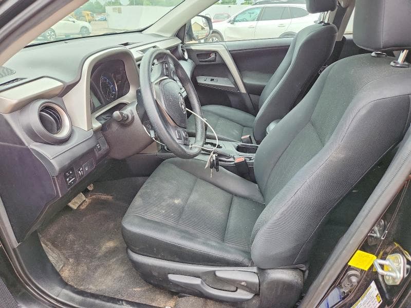 2017 TOYOTA RAV4 LE 7
