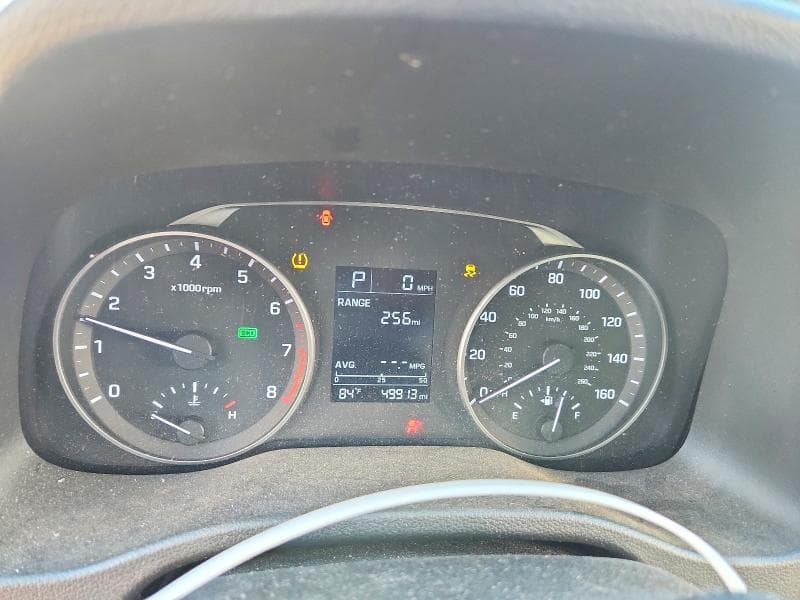 2018 HYUNDAI ELANTRA SE 9
