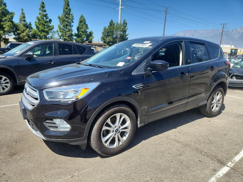 2019 FORD ESCAPE SE - 1