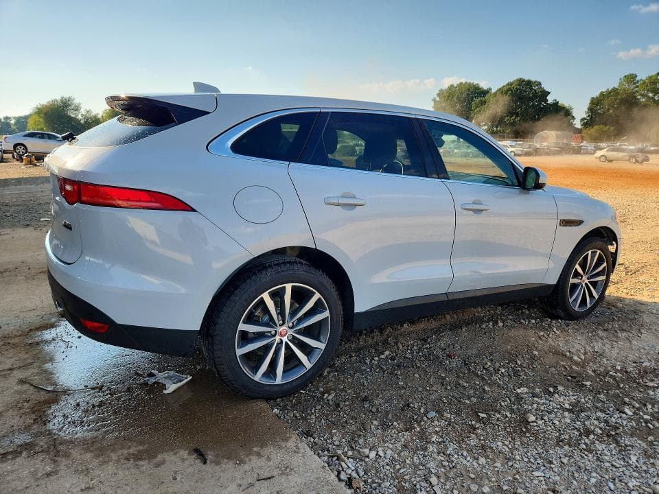 2017 JAGUAR F-PACE PRESTIGE 3