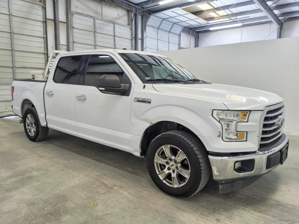 2017 FORD F150 SUPERCREW 4