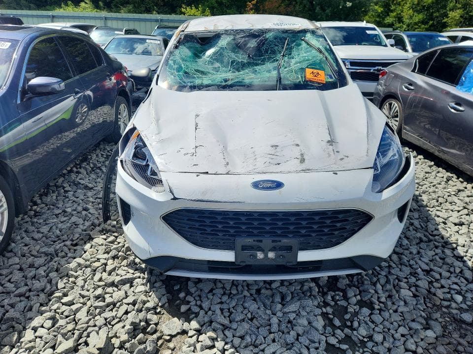 2022 FORD ESCAPE SE 5