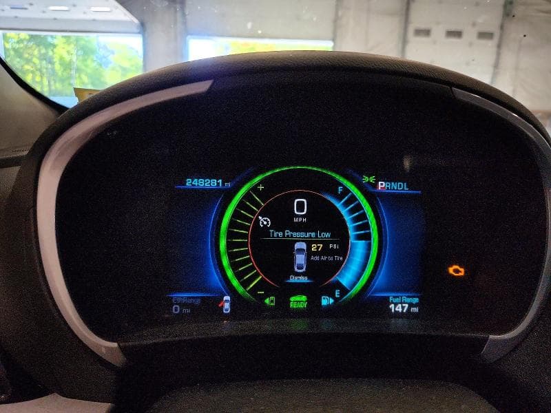 2017 CHEVROLET VOLT LT 9