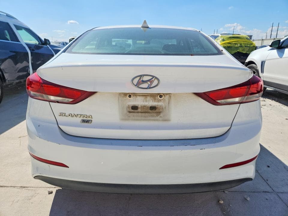 2017 HYUNDAI ELANTRA SE 6