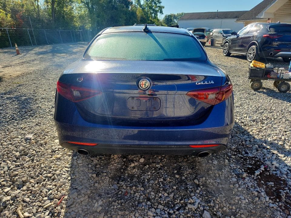 2019 ALFA ROMEO GIULIA Q4 6