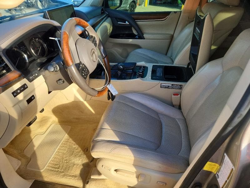 2017 LEXUS LX 570 7