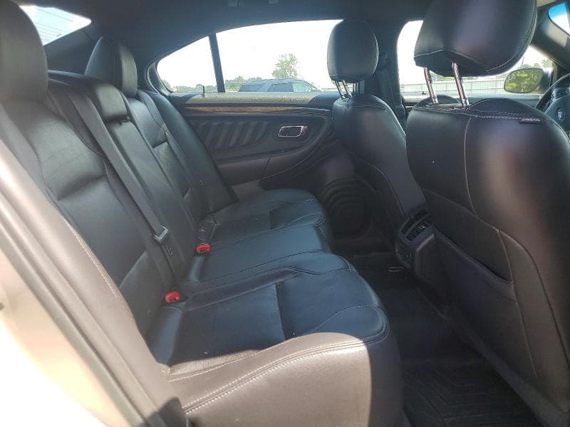 2018 FORD TAURUS LIMITED 10