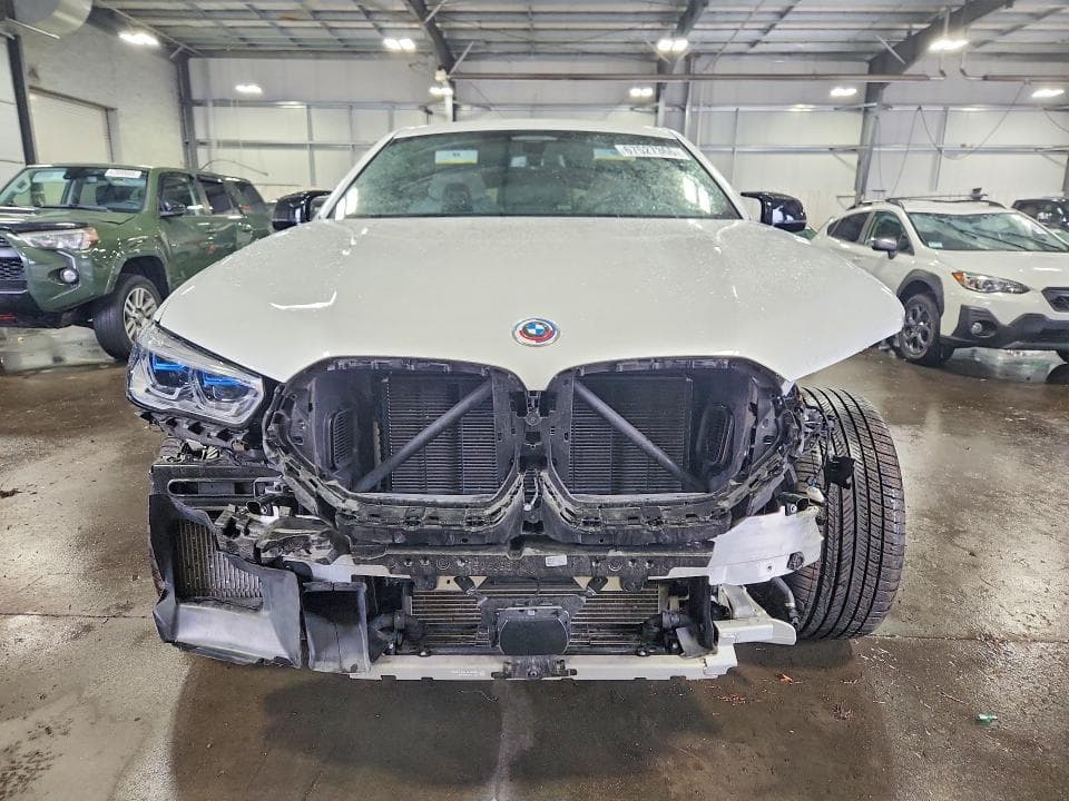 2023 BMW X6 M 5
