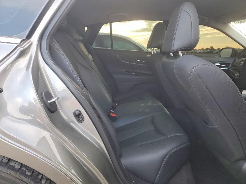 2021 TOYOTA MIRAI XLE 10