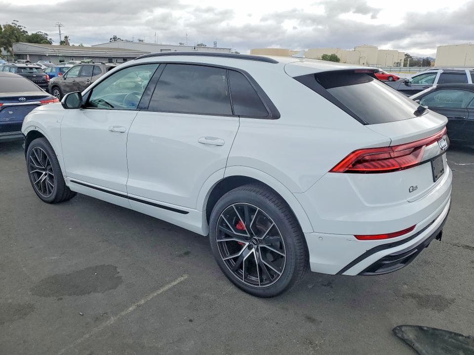 2019 AUDI Q8 PRESTIGE S-LINE 2