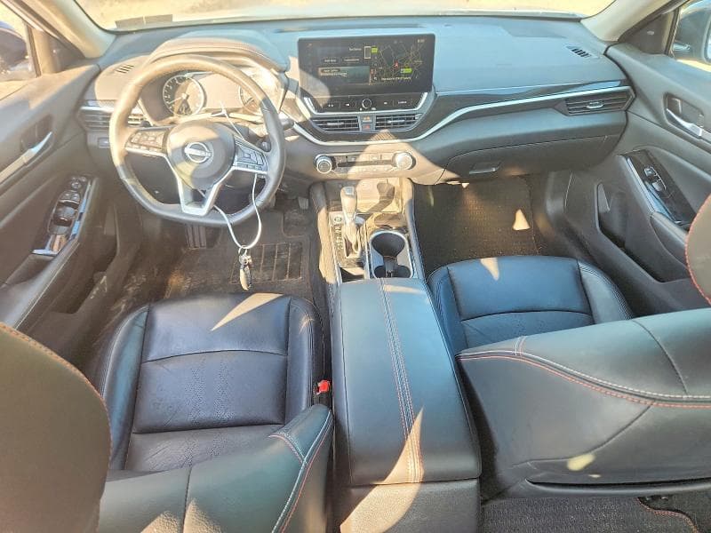 2024 NISSAN ALTIMA SR 8