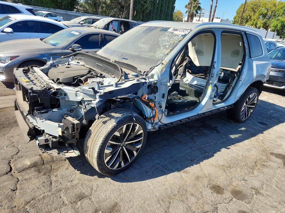 2026 VOLVO XC90 ULTRA
