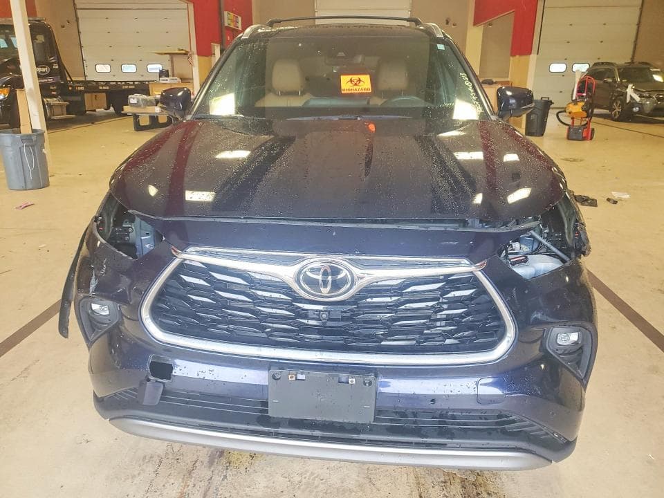 2023 TOYOTA HIGHLANDER PLATINUM 5