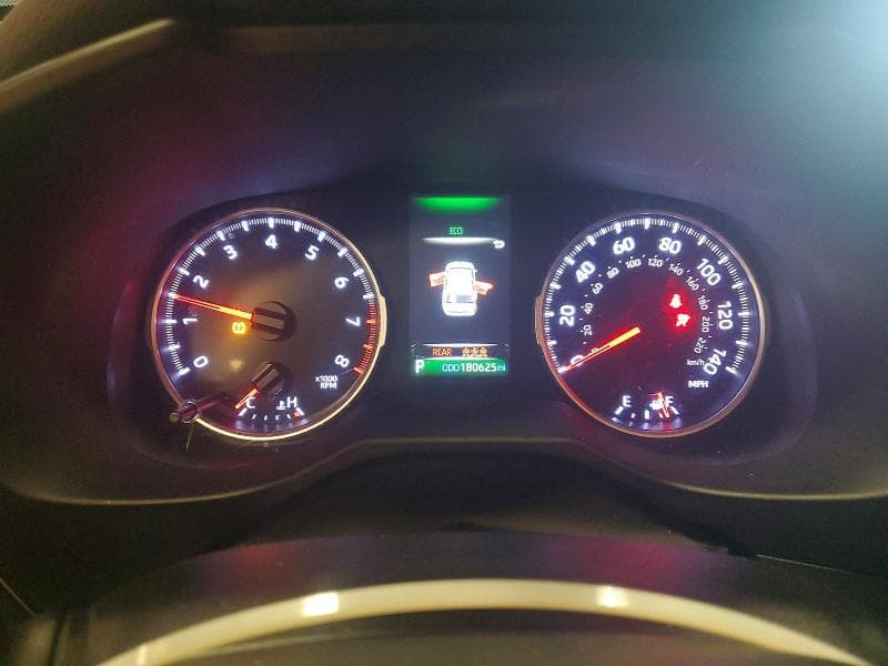 2021 TOYOTA RAV4 LE 9