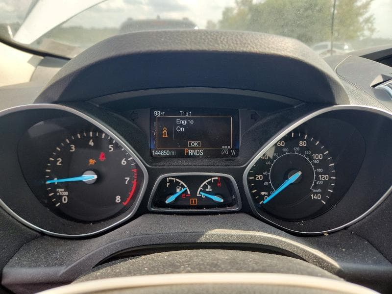 2017 FORD ESCAPE SE 9