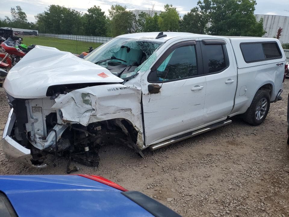 2020 CHEVROLET SILVERADO K1500 LT - 1