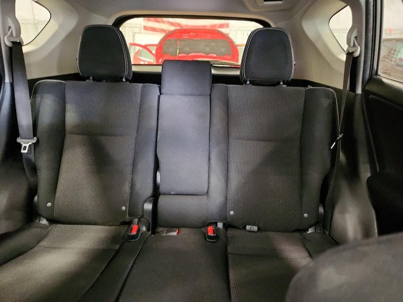 2017 TOYOTA RAV4 XLE 10