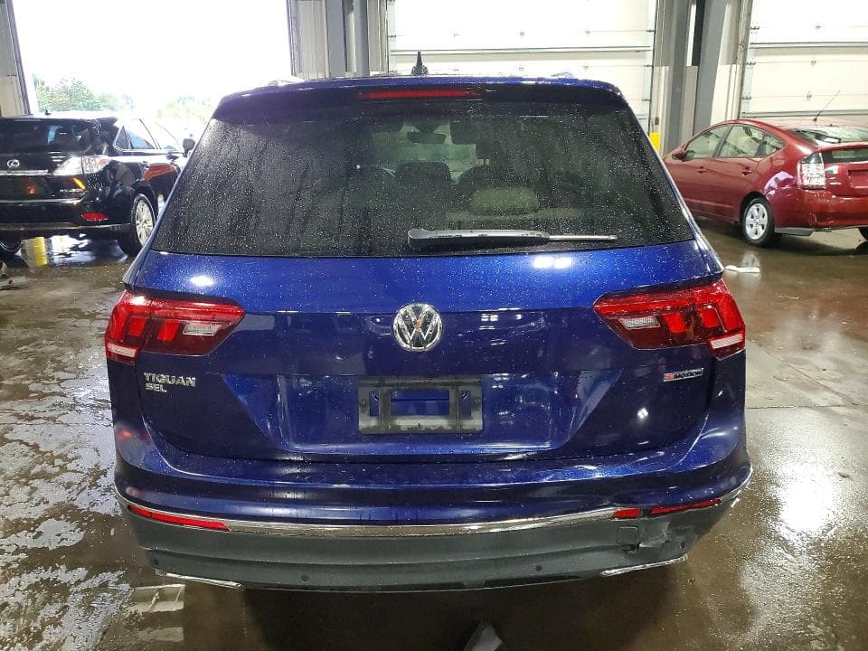 2021 VOLKSWAGEN TIGUAN SE 6