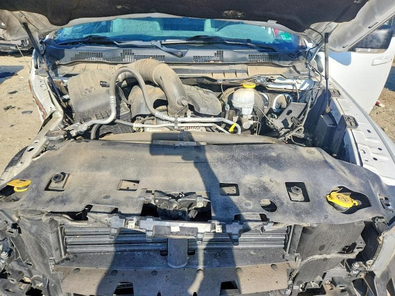 2019 RAM 1500 CLASSIC SLT 11