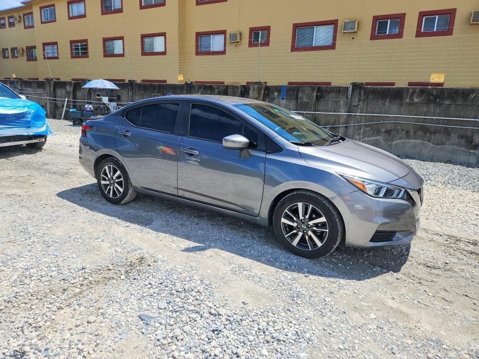 2021 NISSAN VERSA SV 4