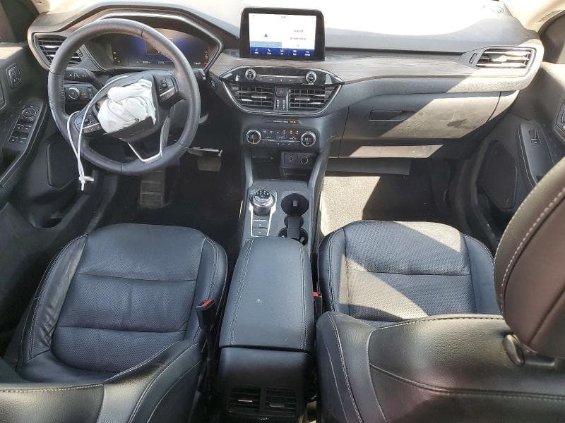 2020 FORD ESCAPE TITANIUM 8