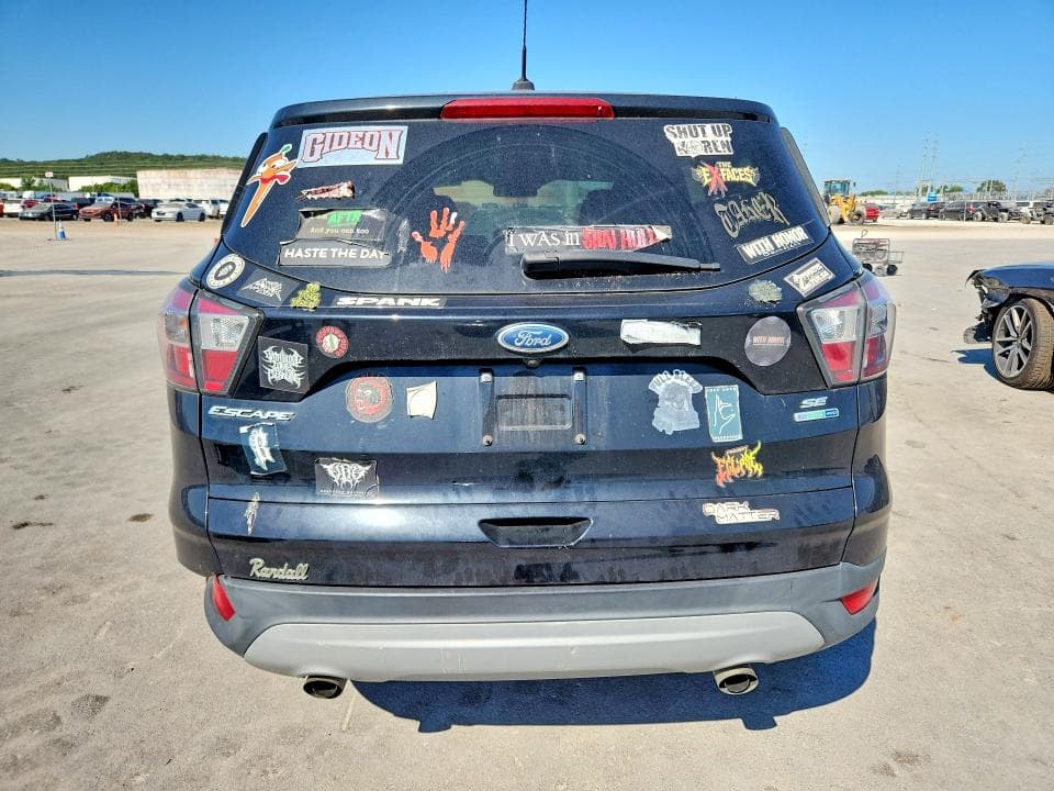 2017 FORD ESCAPE SE 6