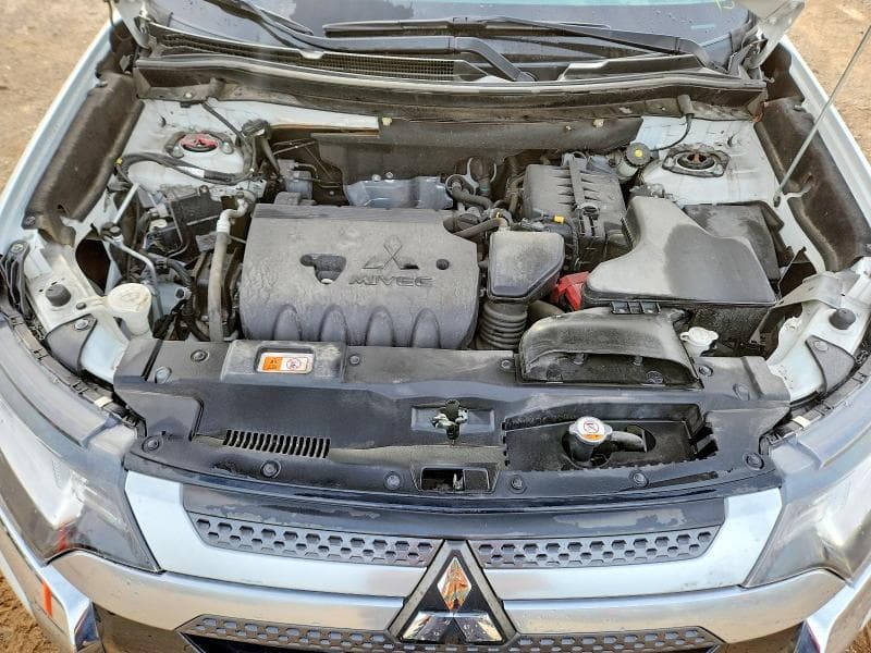 2019 MITSUBISHI OUTLANDER SE 11