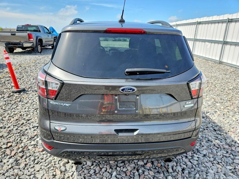 2018 FORD ESCAPE SE 6