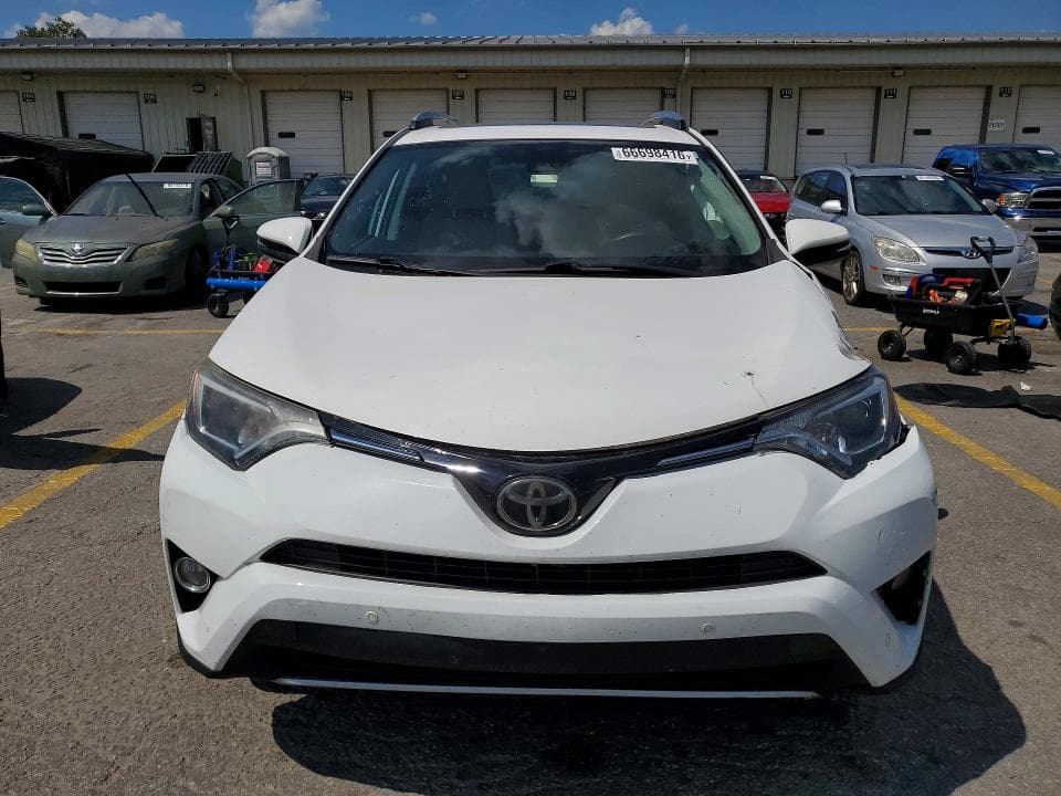 2017 TOYOTA RAV4 XLE 5