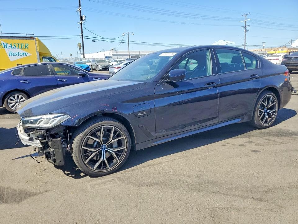 2022 BMW 530E - 1