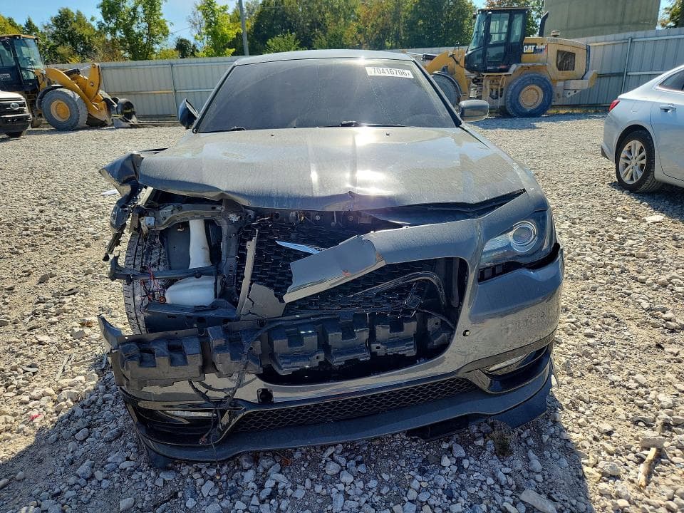 2017 CHRYSLER 300 S 5